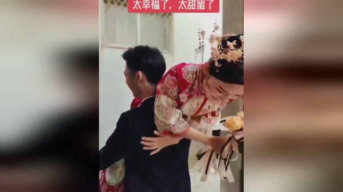 逃出漂亮花谷